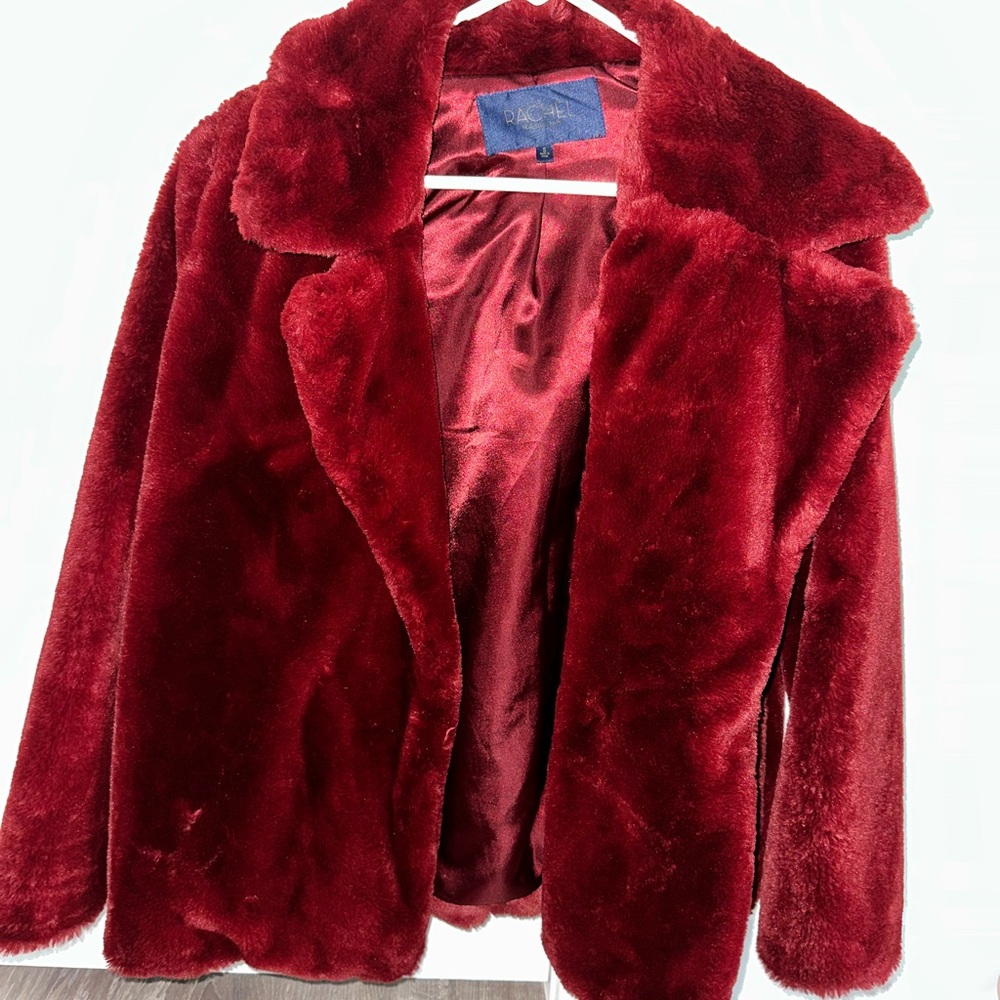 Luxurious Faux Fur Jacket in Rich Burgundy